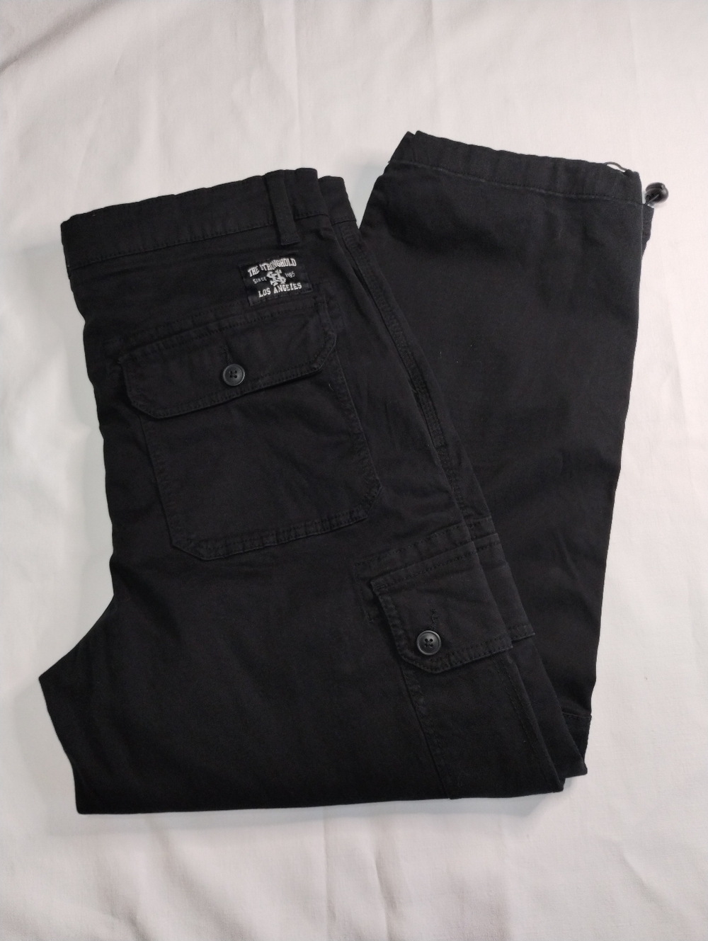 Men's Black Cargo Pants with Multiple Utility Pockets